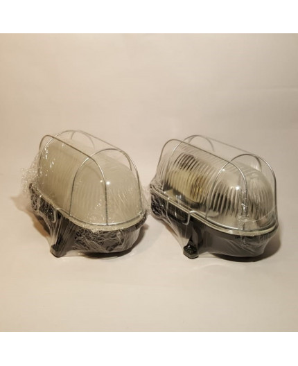 OVAL 100, ES / E27, Bulkhead Light Lamp, IP54, black bakelite, steel cage, glass cover OVAL 100, ES / E27, Bulkhead Light Lamp, IP54, black bakelite, steel cage, glass cover