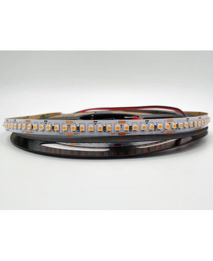 24VDC LED tape warm white 2700K 14.4W/m 180LED/m 5m (72W) IP20 SMD3528 24VDC LED tape warm white 2700K 14.4W/m 180LED/m 5m (72W) IP20 SMD3528