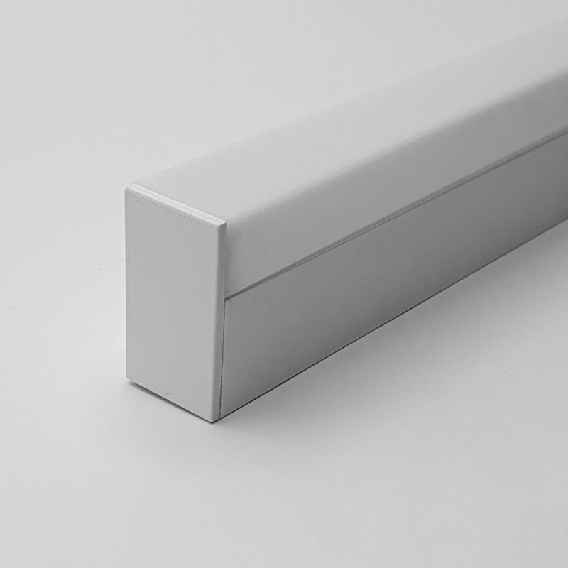 1m BTL2 Batten LED profile (painted, white), set with opal cover 1m BTL2 Batten LED profile (painted, white), set with opal cover