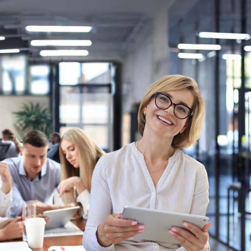 1.2m 45W 3000/4000/6500K 220-240VAC LINCEA Linear LED Luminaire 1.2m 45W 3000/4000/6500K 220-240VAC LINCEA Linear LED Luminaire