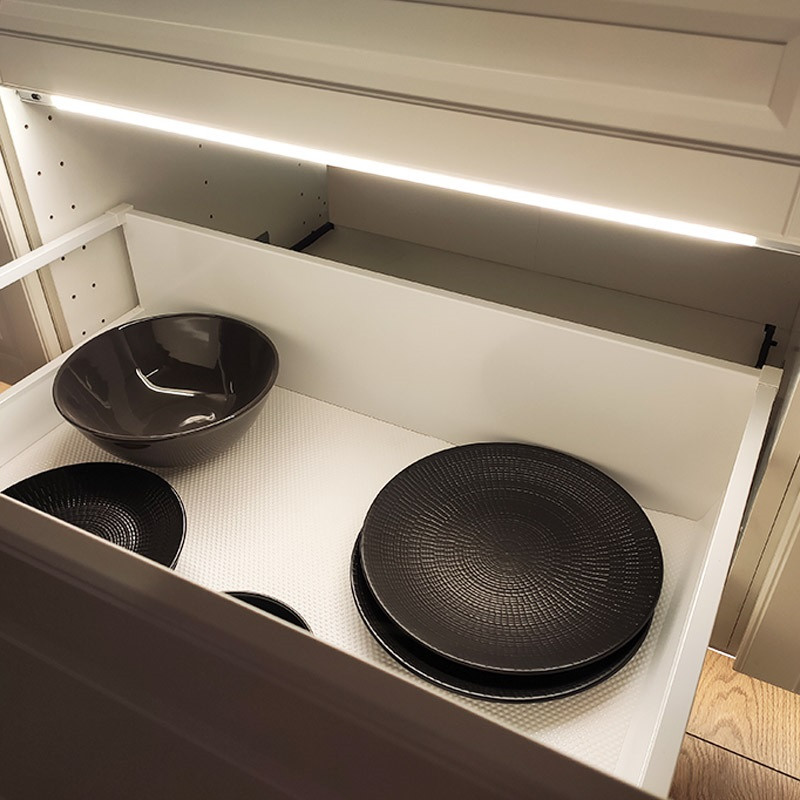 Black Polarus P COB LED Luminaire for drawers, with IR switch, 2m cable Black Polarus P COB LED Luminaire for drawers, with IR switch, 2m cable