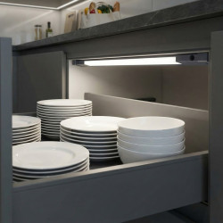 GLOVIA LED light for drawers, cupboards and closets, with IR switch, 2m cable GLOVIA LED light for drawers, cupboards and closets, with IR switch, 2m cable