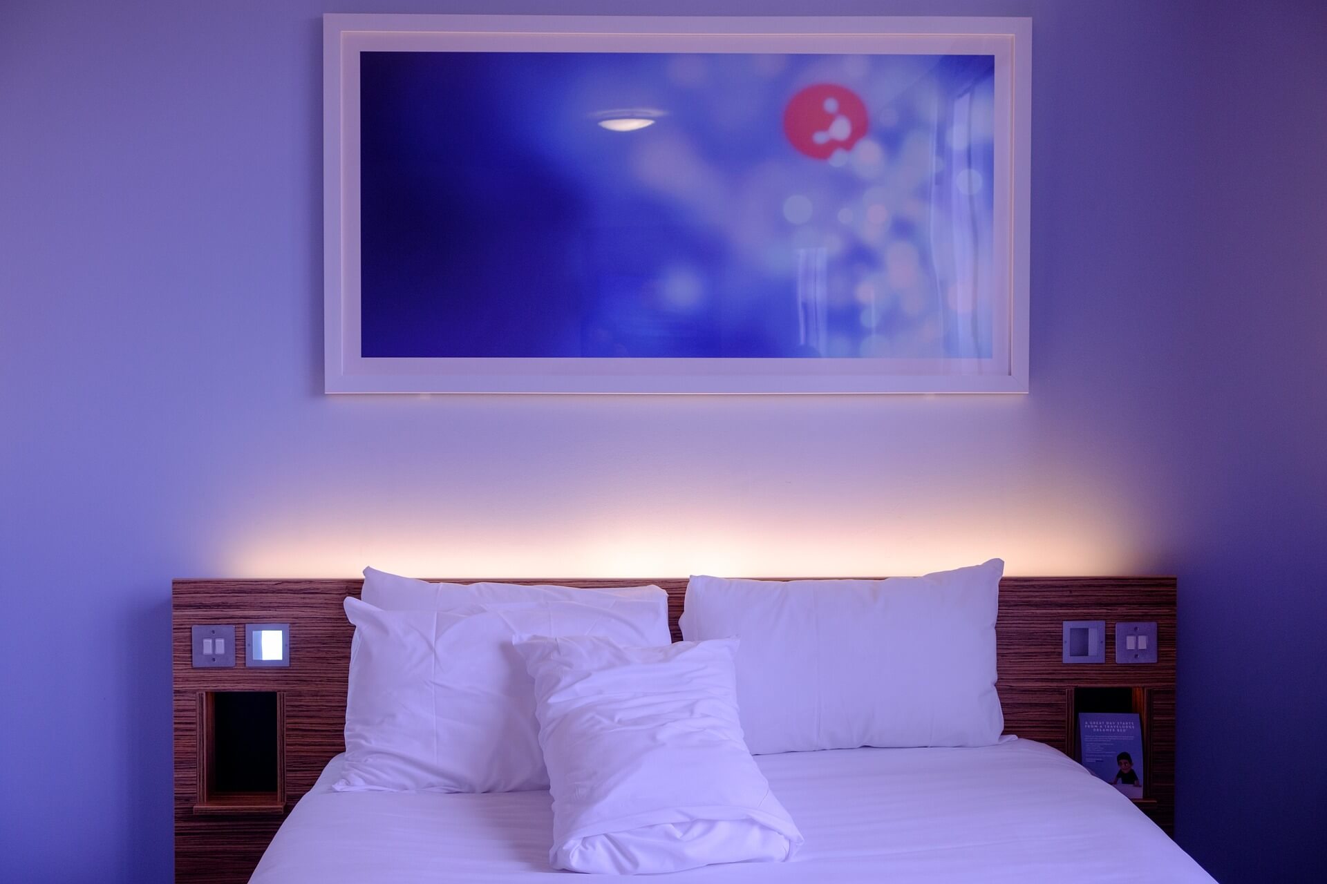 Improve Your Bedroom with LED Lights